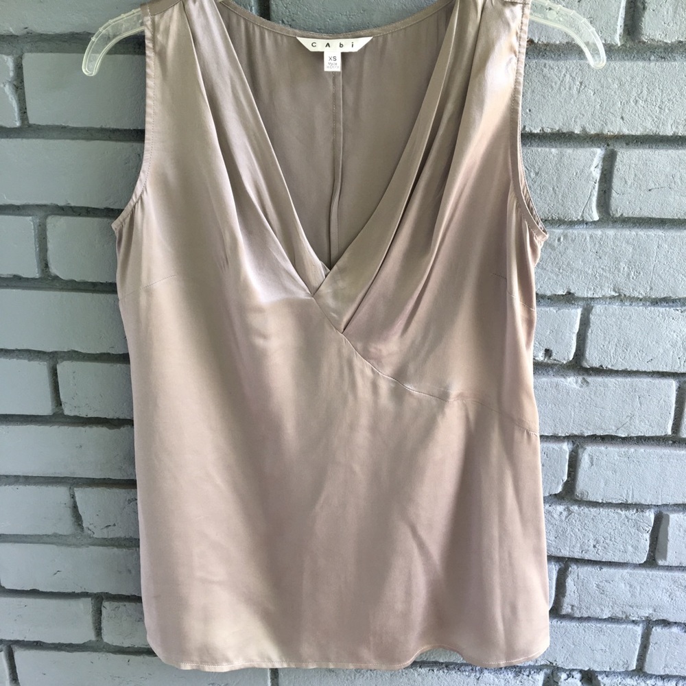 Cabi Silk Blouse. Neutral XS